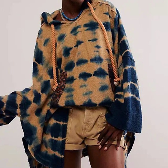 NWT High Tide Sweatshirt XS/S - Picture 1 of 1